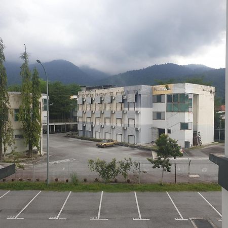 Unisuites Roomstay Kampar Eksteriør billede